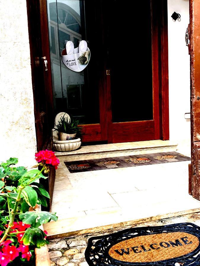 L'Antico Pozzo Apartment Sulmona Exterior photo